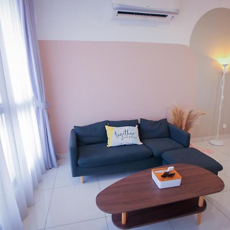 Econest Apartment By The One - Educity Nusajaya Nusajaya  Dış mekan fotoğraf