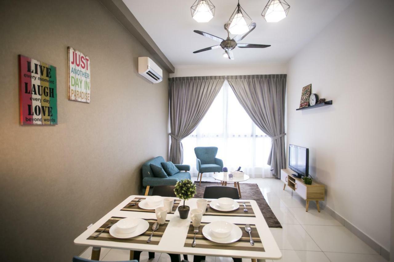 Econest Apartment By The One - Educity Nusajaya Nusajaya  Dış mekan fotoğraf