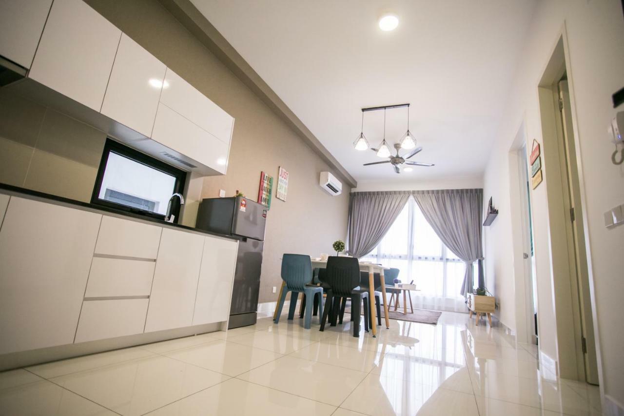 Econest Apartment By The One - Educity Nusajaya Nusajaya  Dış mekan fotoğraf