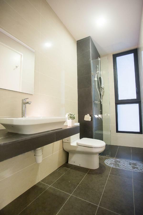 Econest Apartment By The One - Educity Nusajaya Nusajaya  Dış mekan fotoğraf